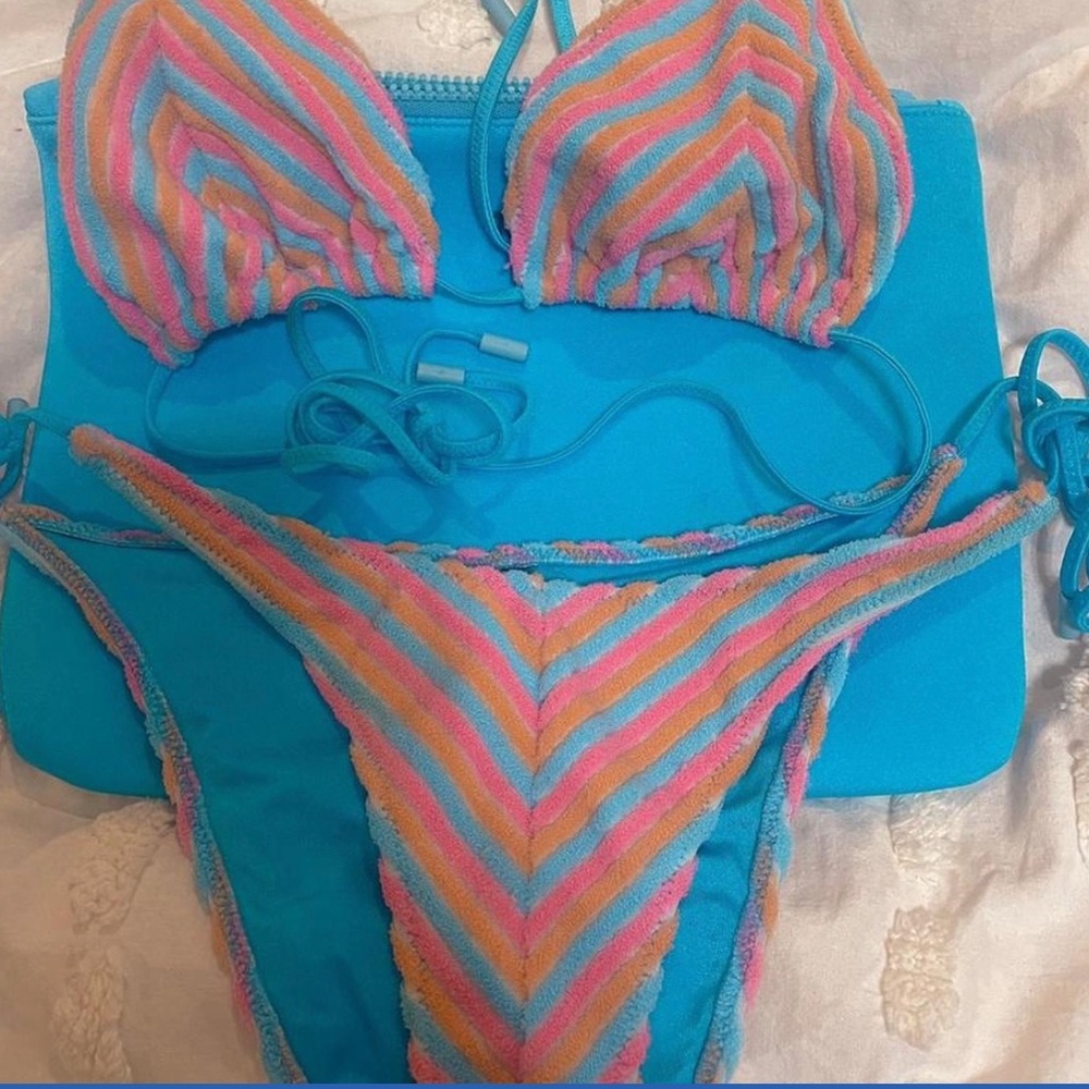 do not buy triangle swimsuit